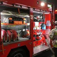 燃えるような知人女性のカラダを無理やり消火した消防士を逮捕　停職・降格処分