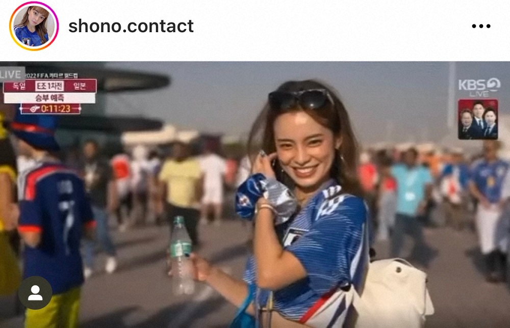 【W杯】現地国際映像に映った日本人女性サポーター、「超美女」「あの美女は誰？」ガールズバンドのドラマー・SHONOが話題に