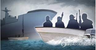 【聯合ニュース】韓国人が船長と機関長を務める4000トン級の石油タンカー　ギニア湾で海賊に襲われるも解放　石油奪われる