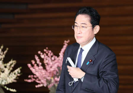 【速報】日本政府、ロシアへの経済制裁を終了、岸田総理が英断