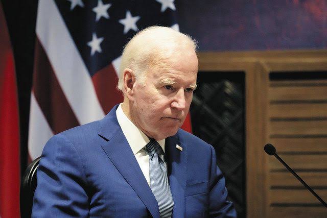 【韓国、米国を裏切る】米制裁でロシア原油タンカ14隻が韓国沖に数週間　実質的なロシアの海上貯蔵所か