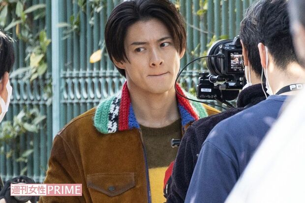 【タレント】平野紫耀　フランスから帰国で羽田にファンが殺到…警備員10人、50mの目隠しの超異例対応