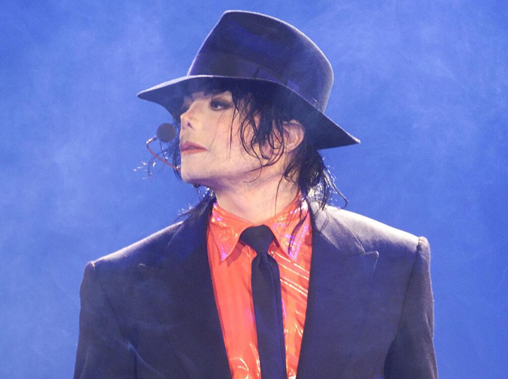 マイケル・ジャクソン、純粋で子供を守ろうとした人物、エプスタイン文書後に名誉回復を訴える