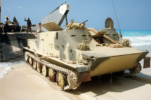 ロシアで物々交換拡大、中国車を小麦で決済　西側の制裁受け