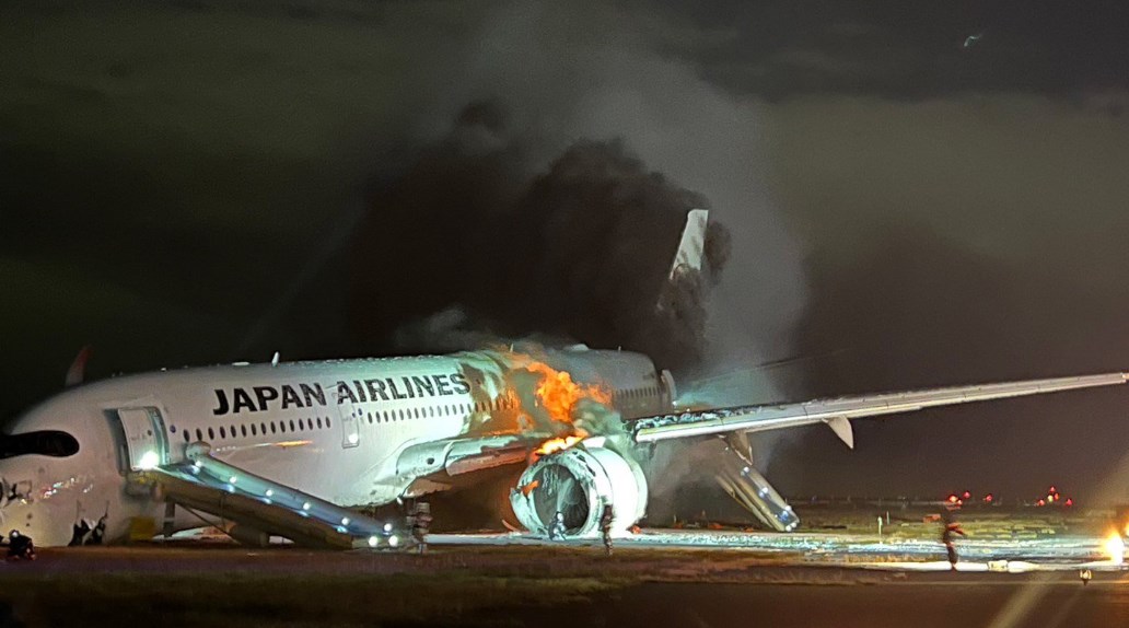 【NHKニュース速報 20:20】羽田空港の炎上事故　海保機の5人死亡　機長は重傷