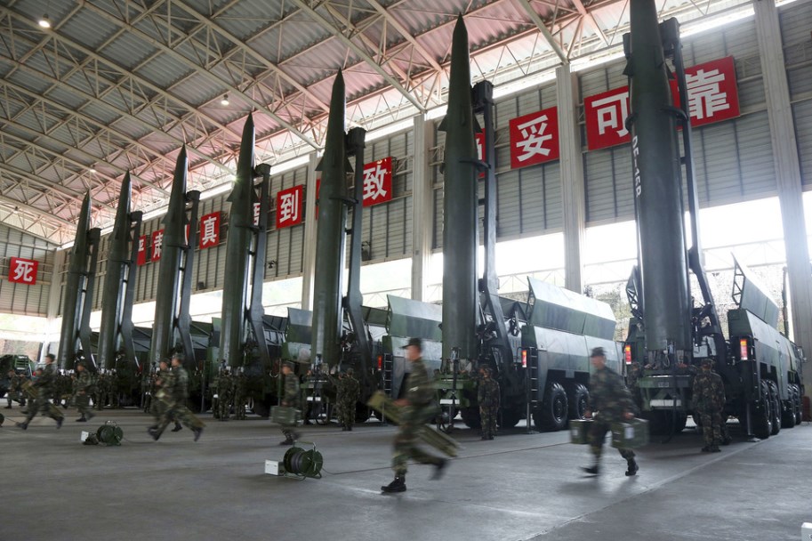 中国ロケット軍戦力に「疑義」　ミサイルへ水、汚職背景か