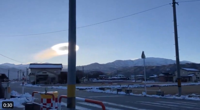 【気象】富山県黒部市で観測された極めて奇妙な雲現象  2024 年 1 月 9 日