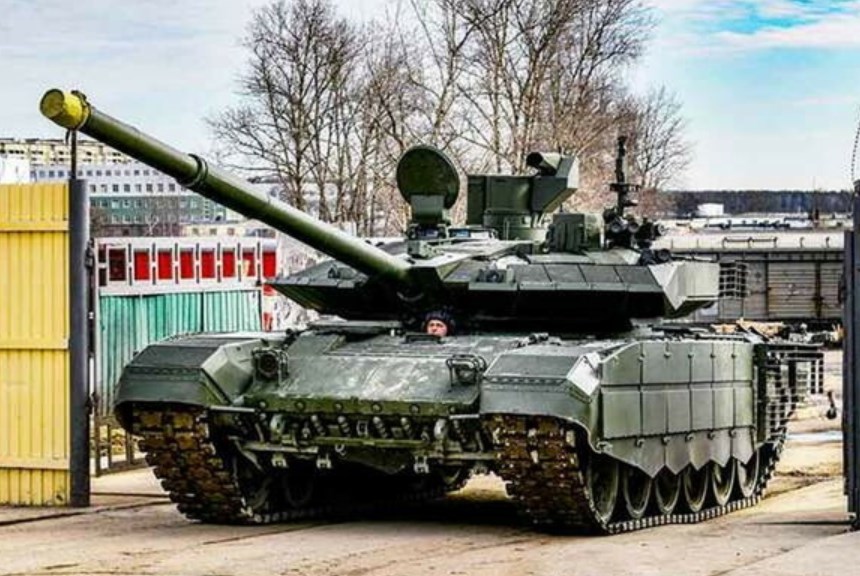 【戦況】ロシア軍自慢の新鋭戦車「T-90M」、M2ブラッドレーの機関砲で“滅多打ち”にされ撃破される　ウクライナ国防省が映像公開