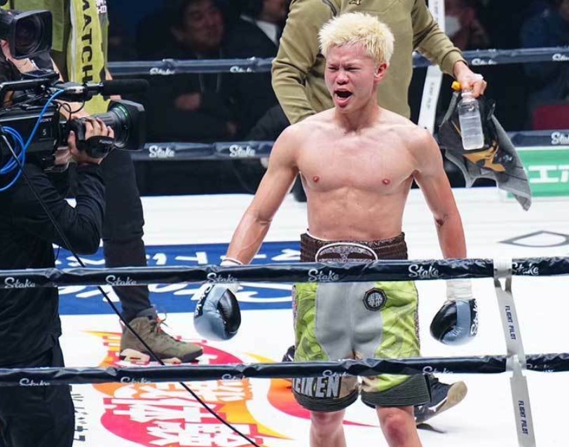 【ボクシング】那須川天心、まさかの相手棄権で3回TKO勝ち　3連勝＆初のKOも不完全燃焼「マジで？終わり？」
