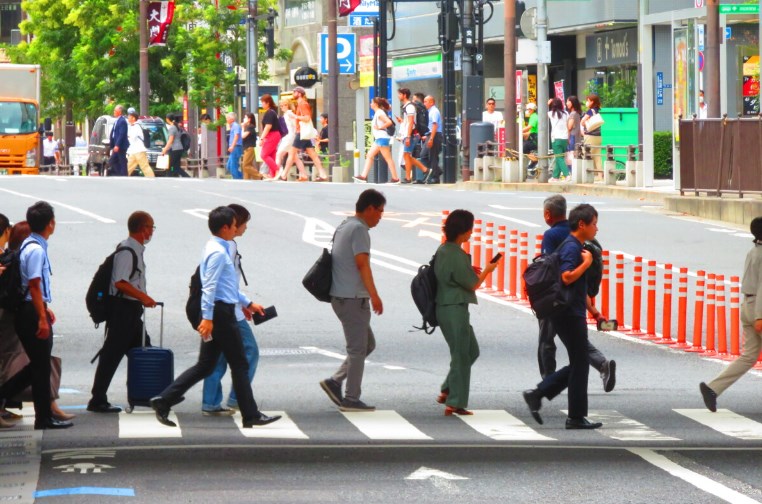 【華字メディア】 日本の若者はなぜ公務員にならないのか