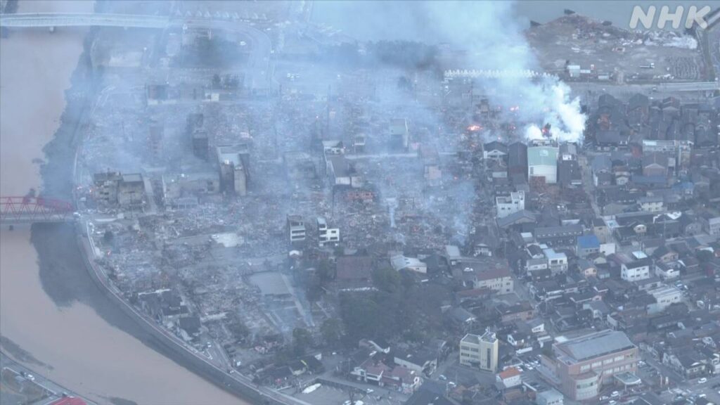 【能登半島地震】輪島市中心部、大規模火災や倒壊 100棟超延焼