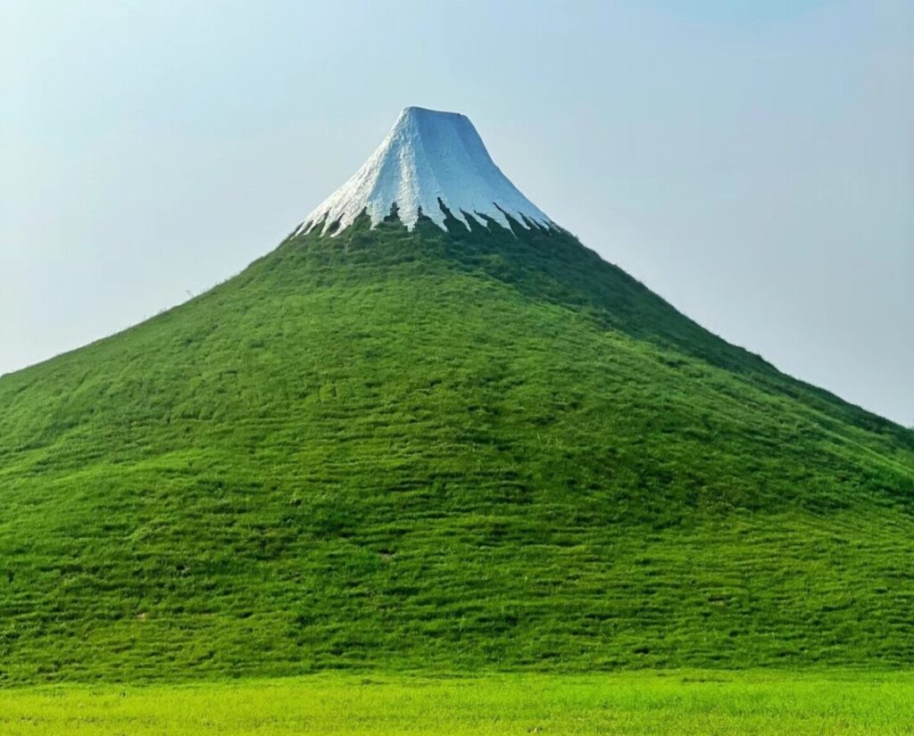 【チャイナ】 「北京郊外の富士山」が物議