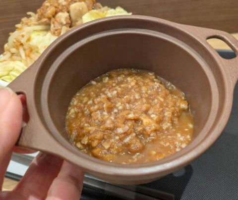 【SPA！】松屋の新メニュー「ニンニク野菜牛めし」に「ガソリンの味がする」という投稿が…実食した筆者が導き出した“真相”