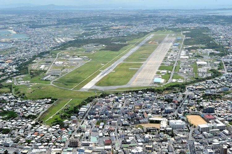 沖縄県民「基地あったほうがいい」多数派に。県内11市の市長が全員基地推進派になる