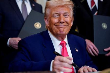 【国際】米政権、出産女性に「ボーナス」　5千ドル（約71万7千円）検討と報道