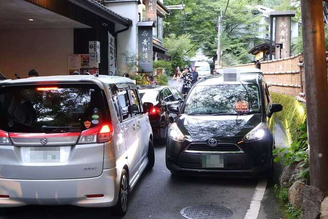 【社会】たった2kmなのに…車で70分のイライラ　「京の奥座敷」貴船神社を揺るがす観光渋滞