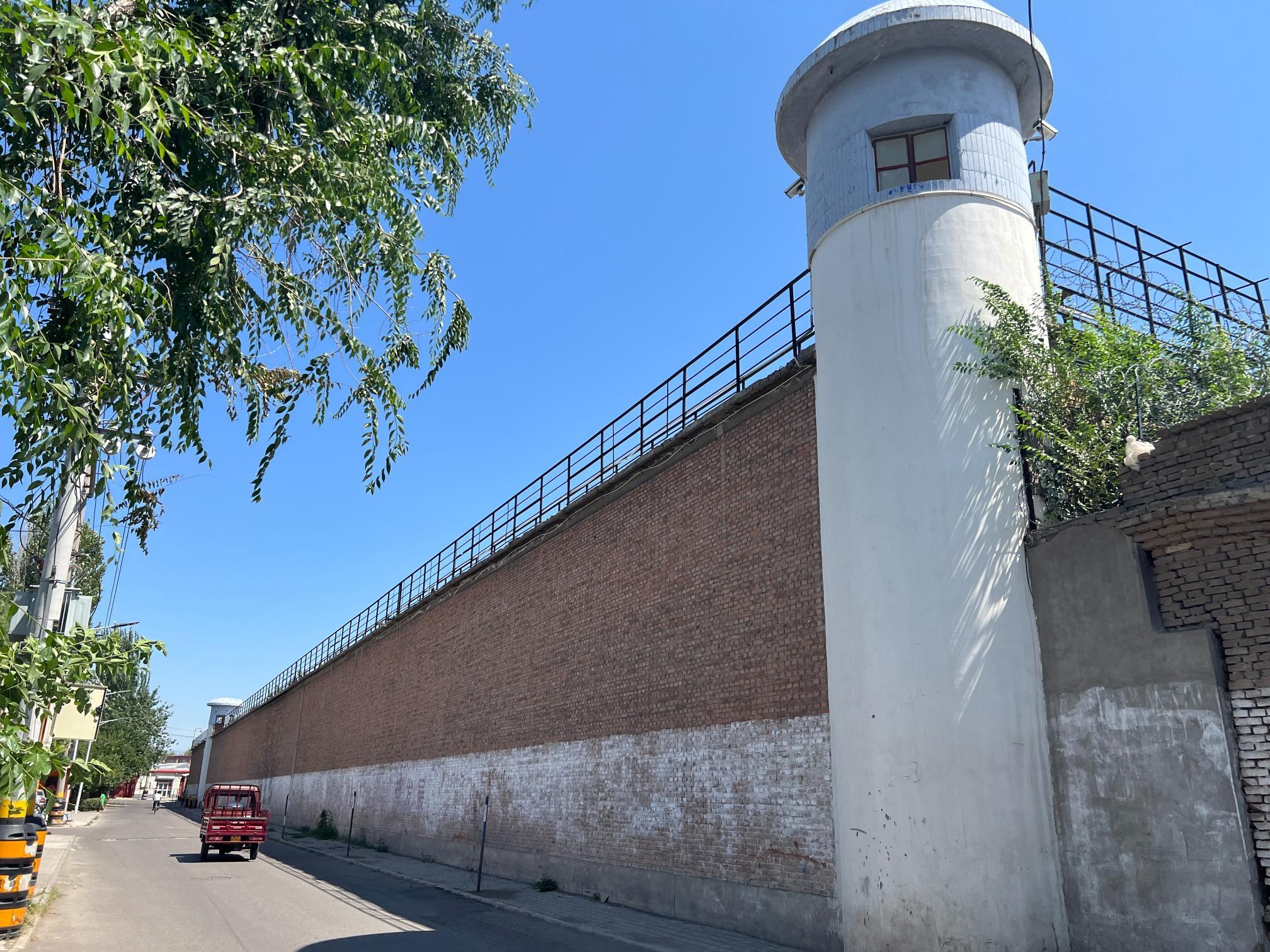 新疆ウイグル自治区に潜入取材した西谷格氏「拷問器具の横で３０時間以上拘束された」