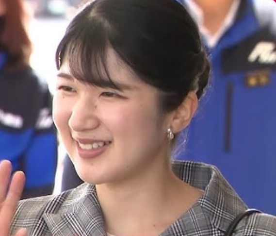 【朗報】愛子さま、普通にきれいな模様wwww