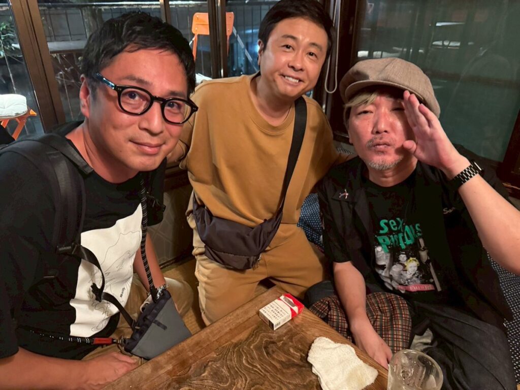 【芸能】活動自粛から1年9カ月…髭蓄えた近影公開のスピードワゴン小沢に反響「元気そうでよかった」「ジャッキーチェンの師匠みたい…」