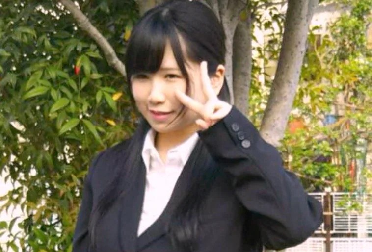 おっ○いが大きすぎて患者に当たるのが嫌で歯科助手を辞めた女 続けてれば行列店になってﾎﾞｰﾅｽ出ただろ