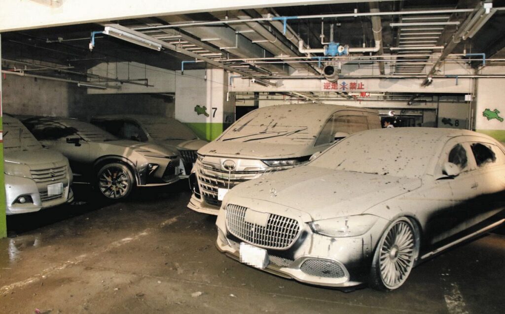 ベンツを地下駐車場に停めた結果ｗ