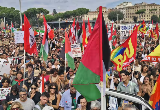 「メローニ首相はユダヤ虐○の共犯者」、イタリア全土で暴動、日独伊3カ国のパレスチナ国家非承認で