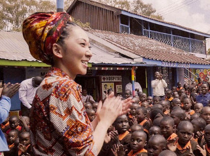 【音楽】「教育は僕に翼をくれた」　MISIAさんが続けるアフリカ支援活動