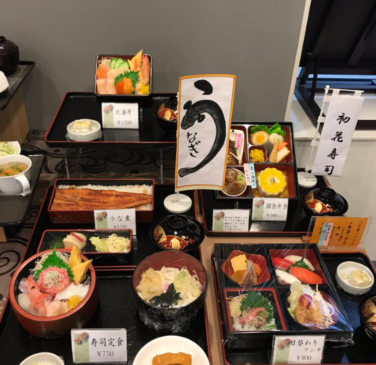 【食べ物の恨みは怖い】国会議員のランチ、エグすぎて草