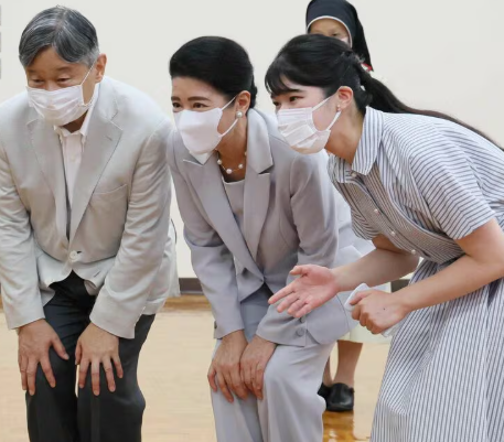 【皇室】やっぱり「愛子天皇」しか考えられない…皇室研究家が「ご一家の長崎訪問でそう確信した」というワケ