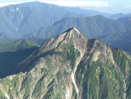 滋賀・霊仙山で「東京都の女子大学生」が遭難か　県警や消防が捜索