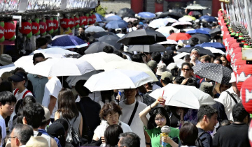 夏に日傘を使っている男性は44%　東京都調べ