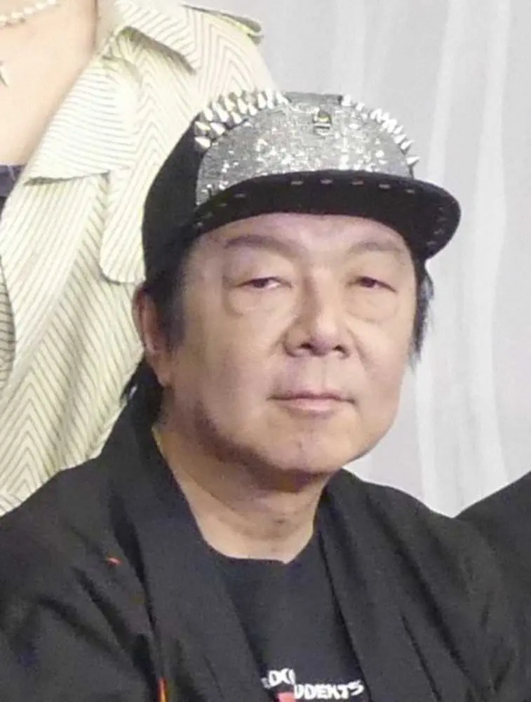 【芸能】「ビールは寝起きの水」 芸能界随一の酒豪・古田新太の生活密着でスタジオ騒然！　起床即飲み始め、判明した酒量