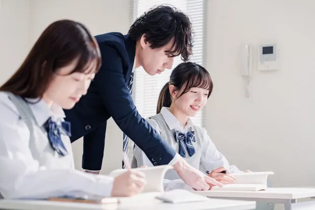 塾講師「君のやる気スイッチはここかなー？」　JCの胸や太ももをスイッチした男を逮捕