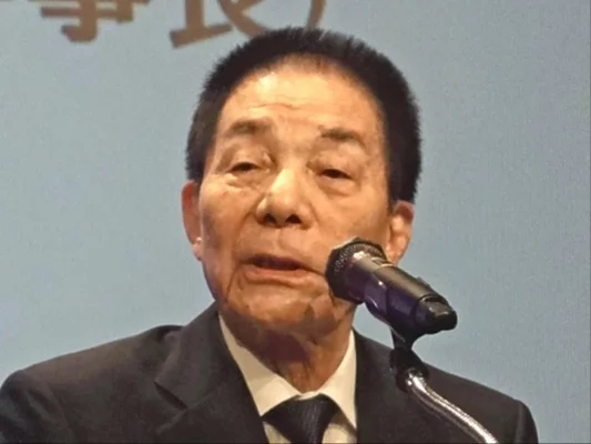 「来ていいのかな」日教組大会に自民元幹事長　立場超えて語ったこと　(古賀誠氏)