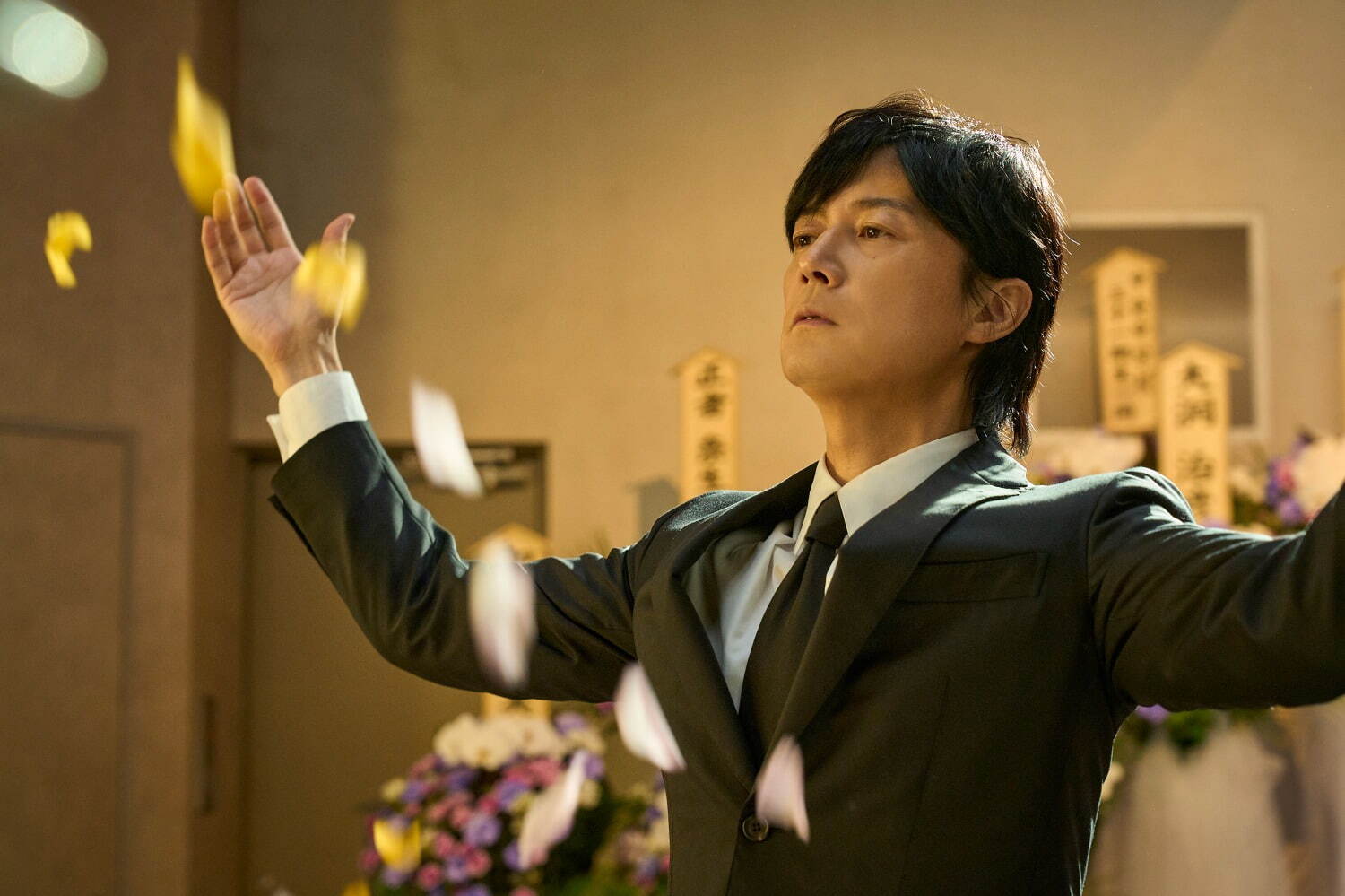 【映画】福山雅治『ブラック・ショーマン』に大コケ危機　福山のPR稼働番組は当初の5分の1以下に