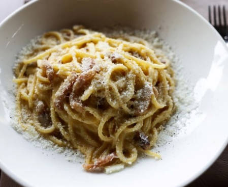 【🍝】「偽カルボナーラ」にイタリア激怒、パンチェッタの使用は「犯罪」と非難