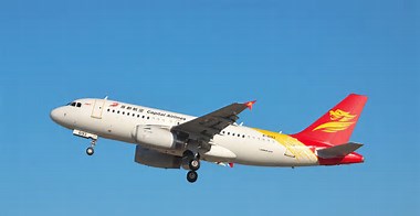 【中国の航空会社、息してますか？】 日本訪問自粛で3日間に50万件キャンセル、“自ら破滅に向かう”