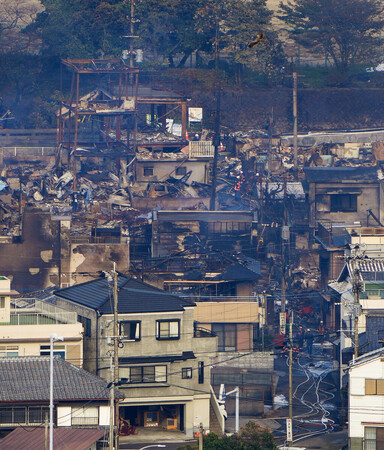【大分火災】「外見たら炎」「早く帰りたい」避難者ら不安