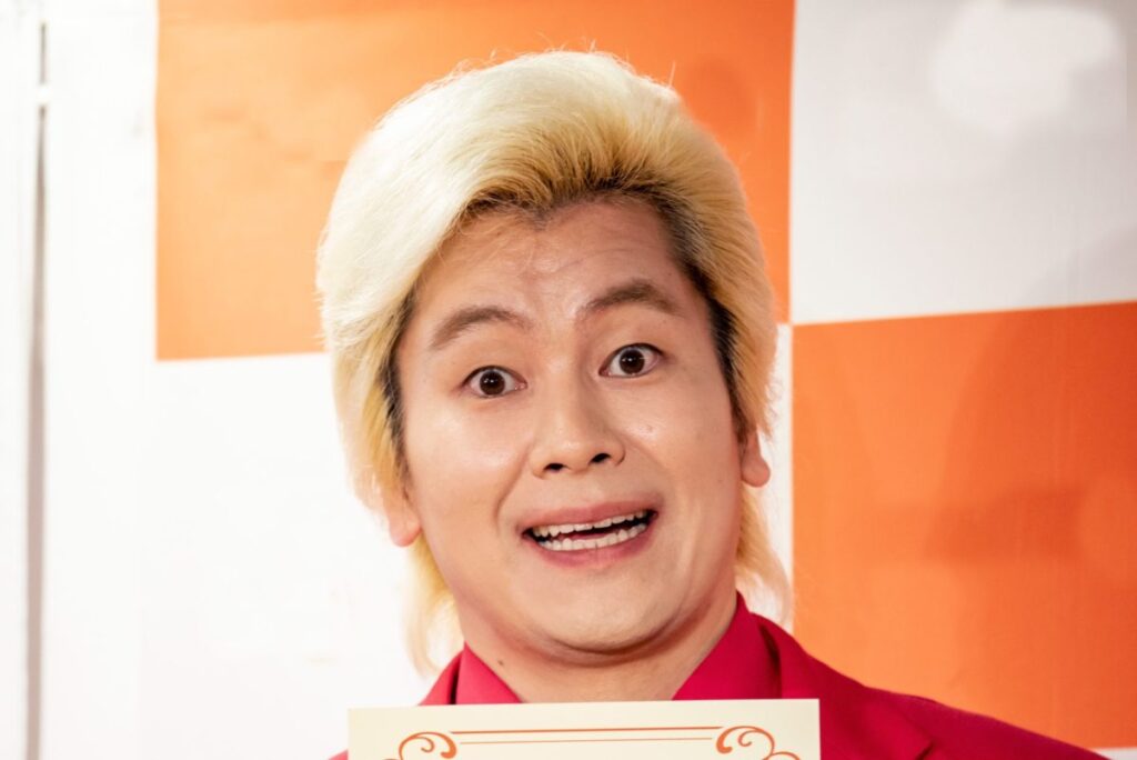 カズレーザー「サンタクロースはいない」「買ってくれた親に感謝」発言に“視聴者から苦情”で「バカじゃねーの？って本当に思う」