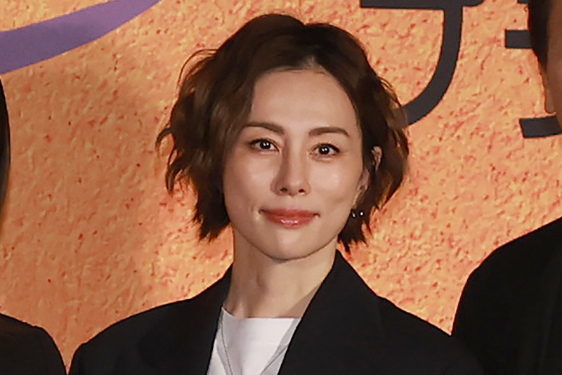 【芸能】米倉涼子「あんなデマは許せない」と静かな怒り　頼りにするのは“守護神”の異名を持つ凄腕弁護士、名誉回復に向けて反撃へ