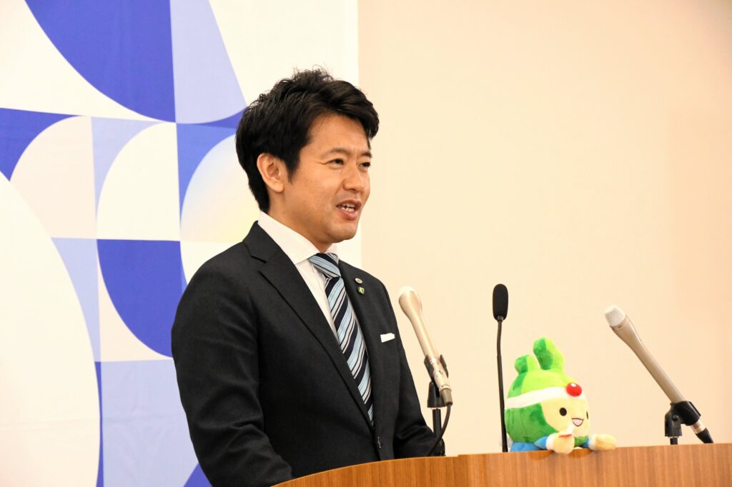 青森は「男性優位」7割超　県民調査結果、知事「意識変える政策を」